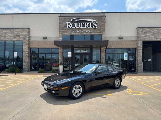 1988 Porsche 944 Base