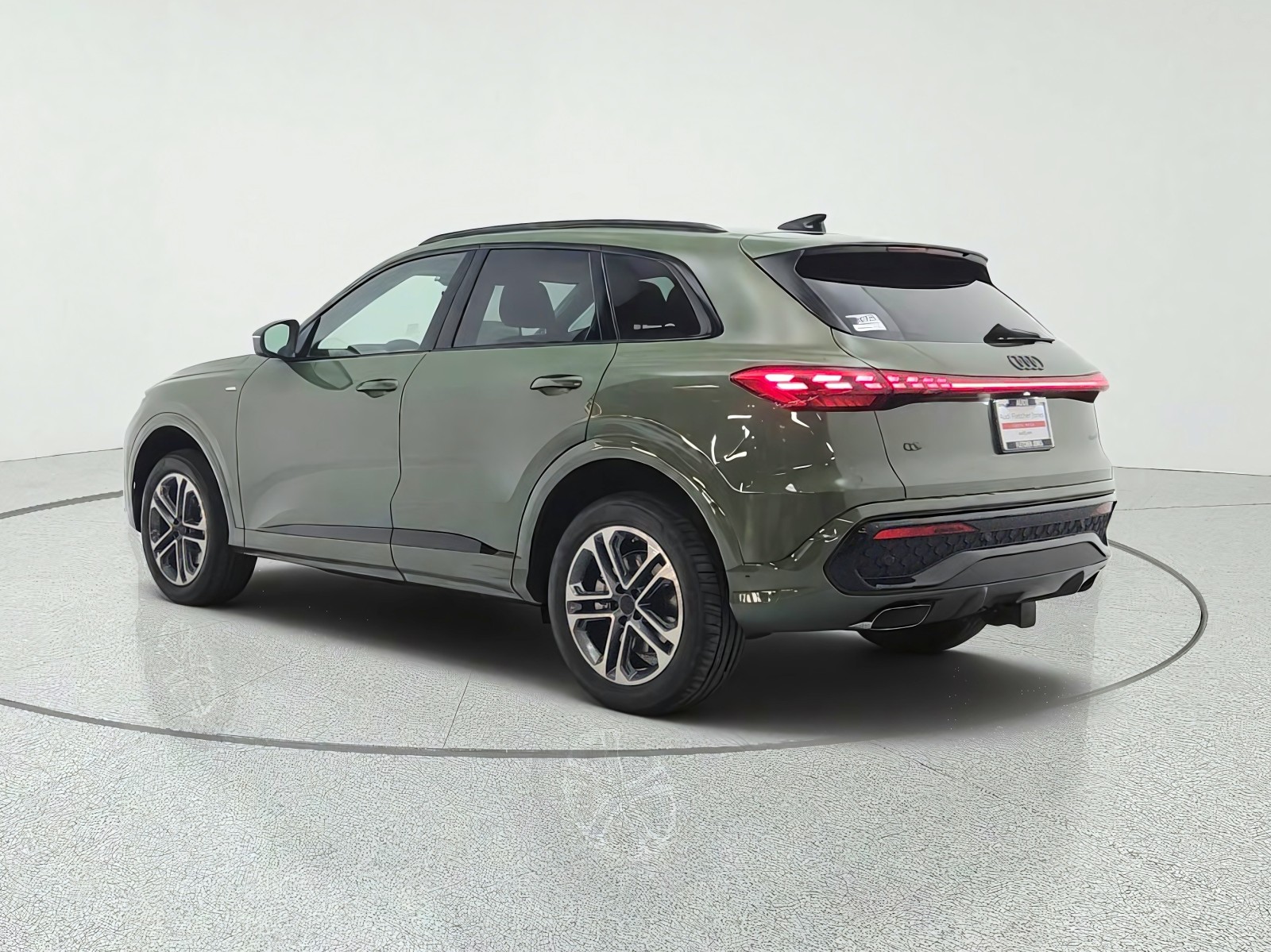 New 2026 District Green Metallic Audi Premium 2.0 TFSI quattro image 7