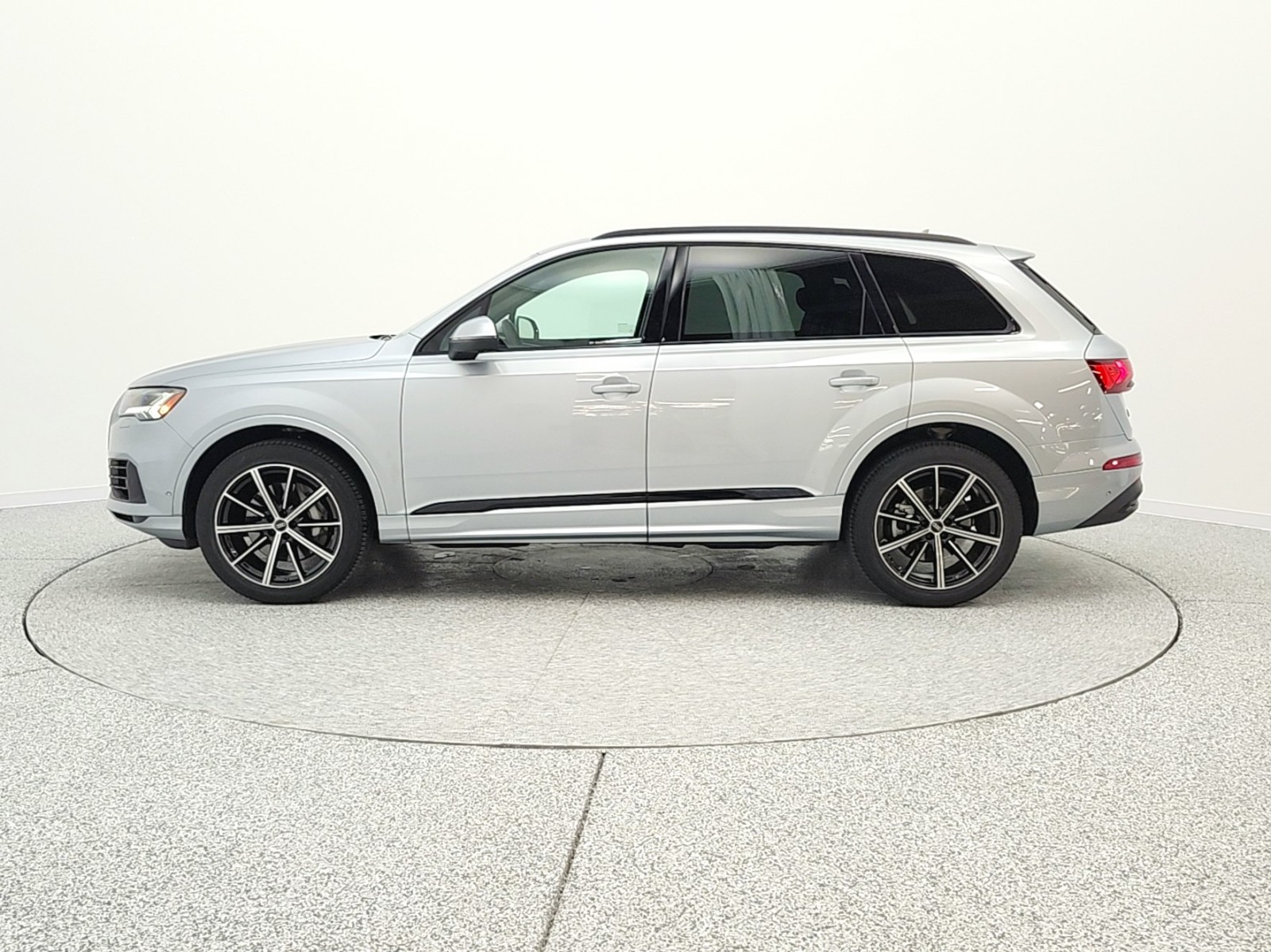 Used 2023 Satellite Silver Metallic Audi Premium Plus 55 TFSI quattro image 8