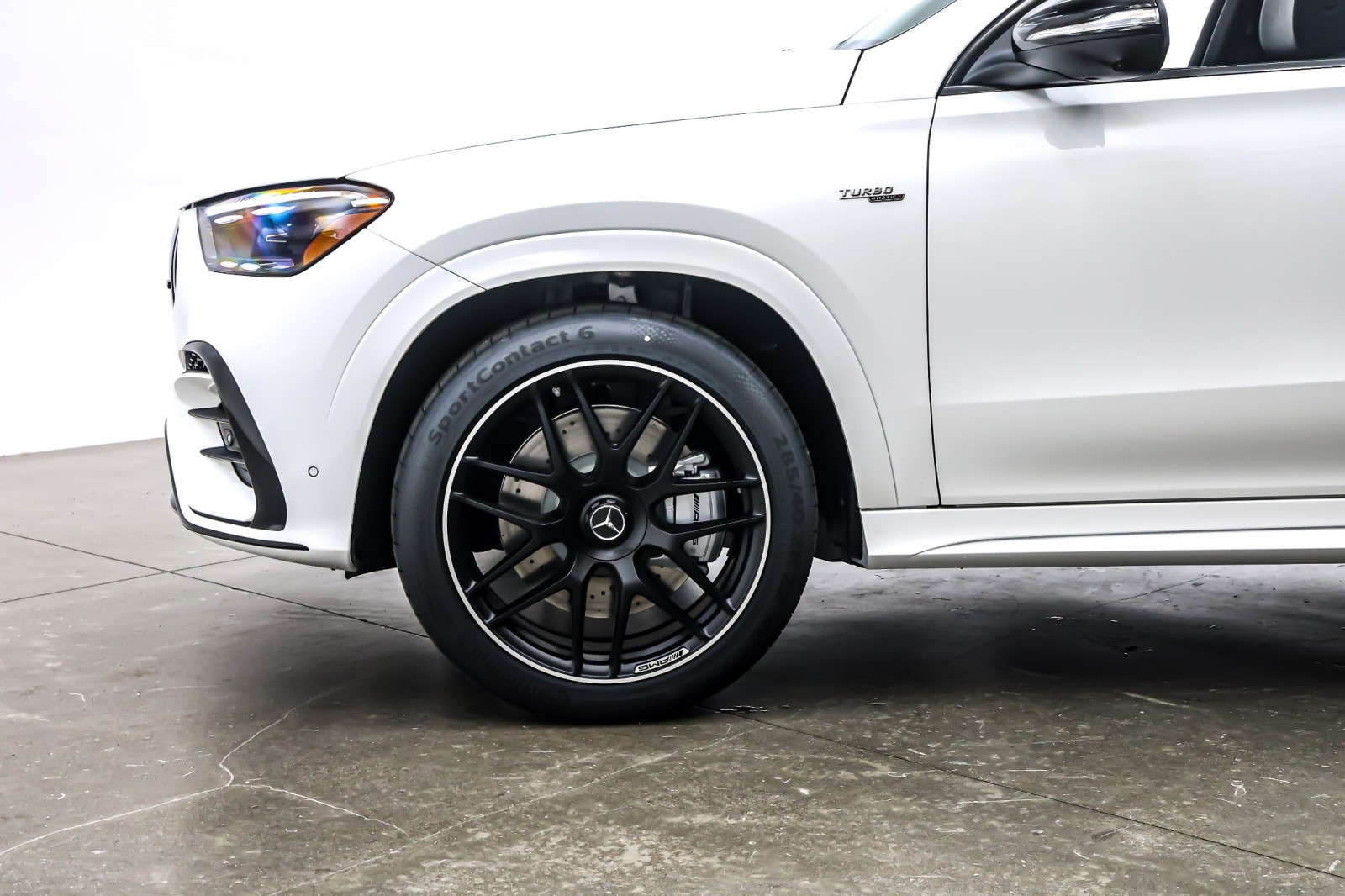 New 2026 Polar White Mercedes-Benz AMG® GLE 53 image 10