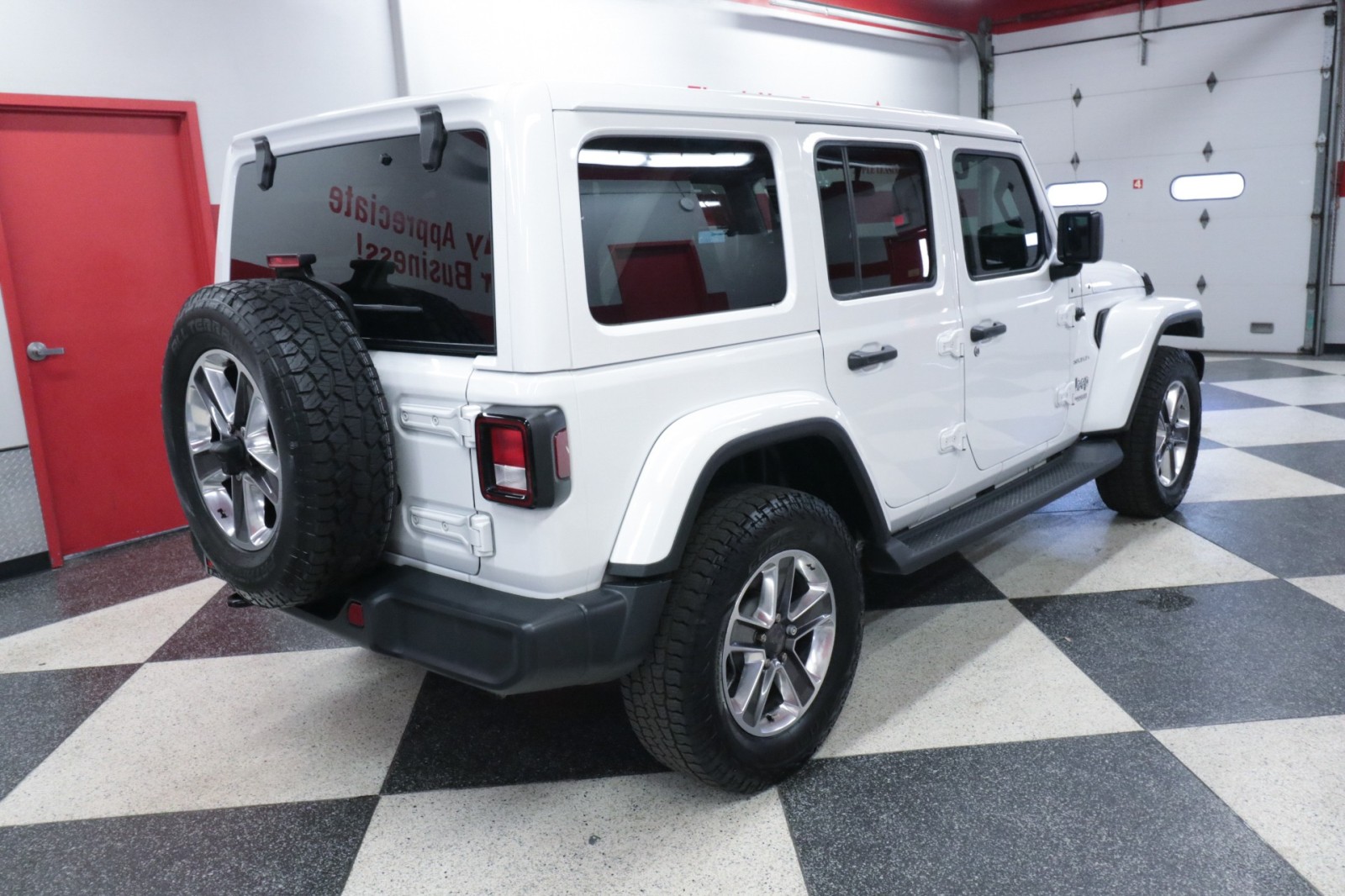 Used Car 2020 Jeep Wrangler Unlimited  Sahara For Sale Under $25,000 In Austin, Texas