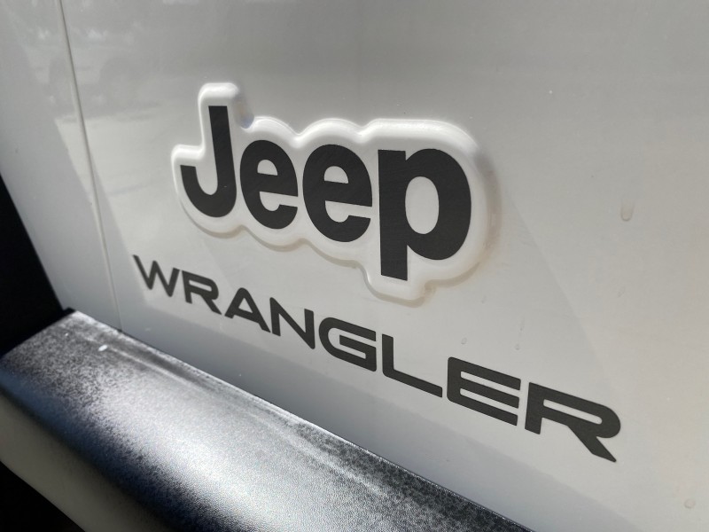 2005 Jeep Wrangler SE 4WD LOW MILES 29,371 1 OWNER in ,