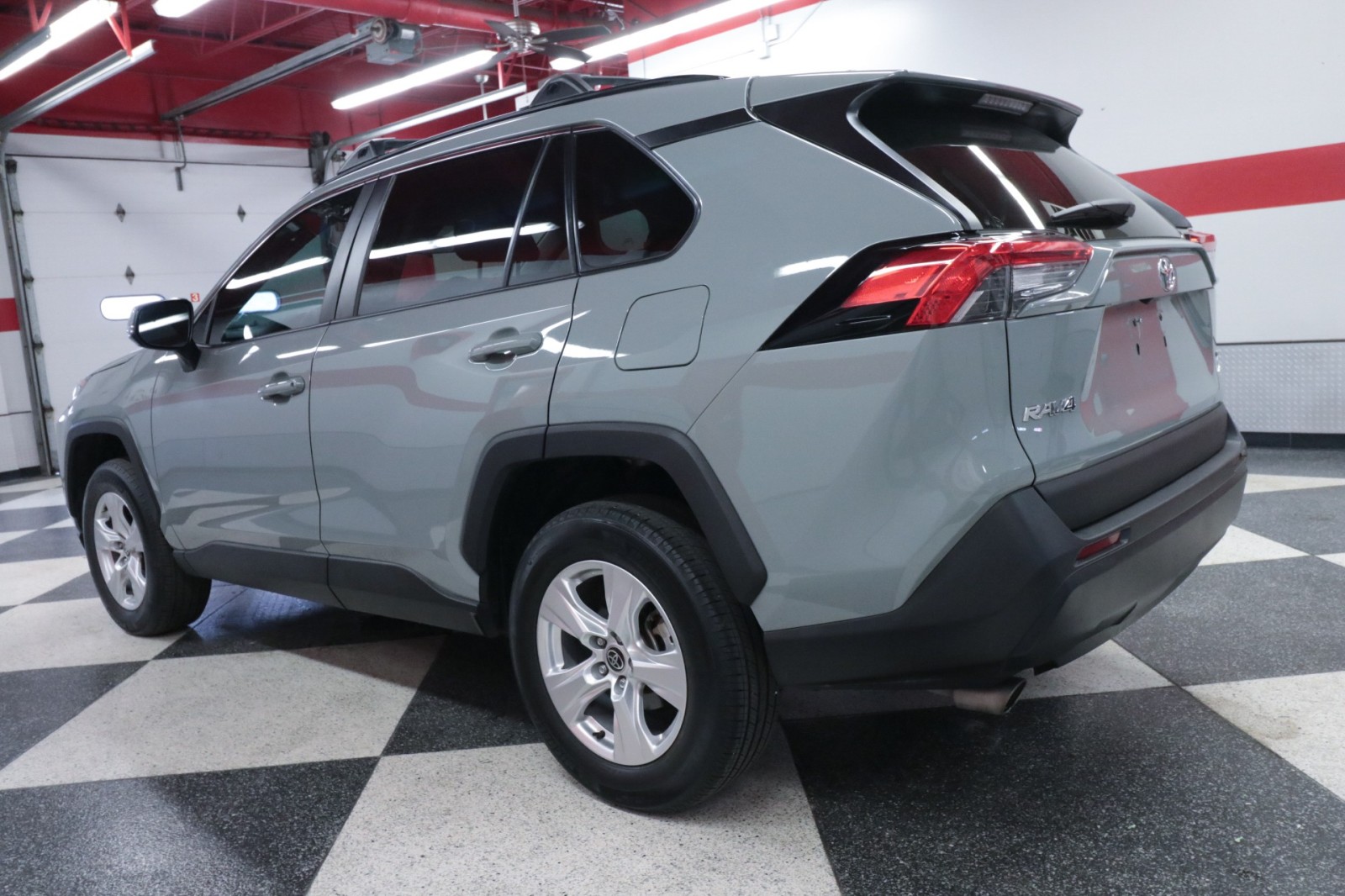 Used Car 2021 Toyota Rav4  Xle For Sale Under $30,000 In Austin, Texas