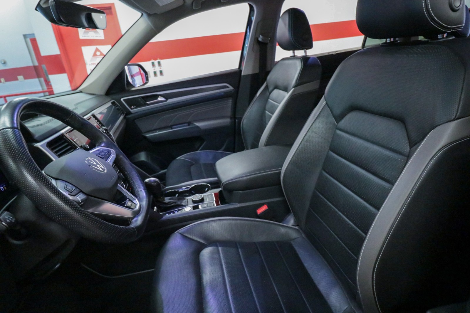 Used Car 2023 Volkswagen Atlas  3.6l V6 Sel Premium R-line For Sale Under $40,000 In Austin, Texas