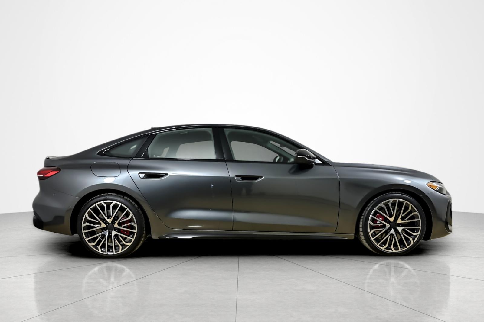 New 2026 Daytona Gray Pearl Effect Audi Premium Plus 3.0 TFSI quattro image 7