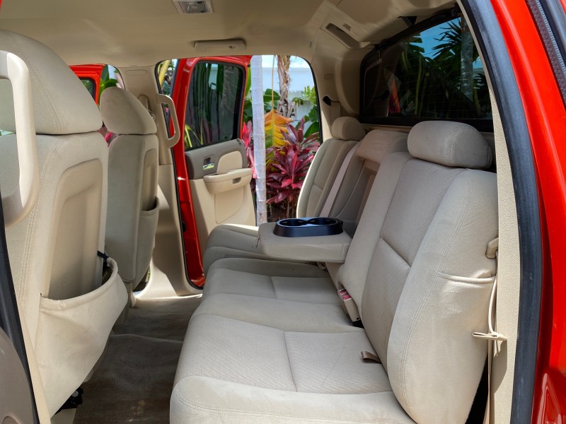 2009 Chevrolet Avalanche LT PU LOW MILES 58,696 in ,
