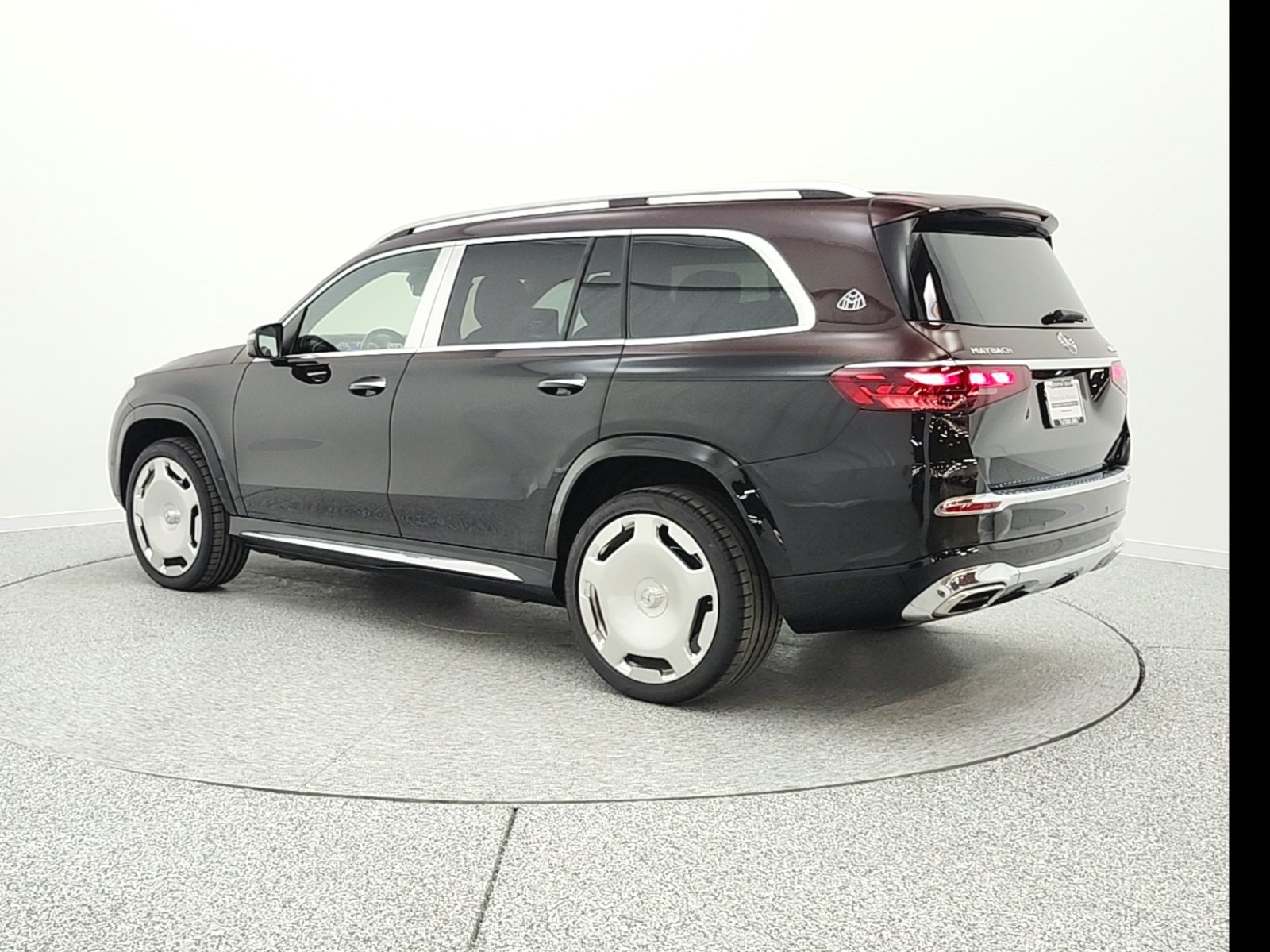 Certified Used 2024 Obsidian Black/Rubelite Red Mercedes-Benz Maybach GLS 600 4MATIC® SUV image 7