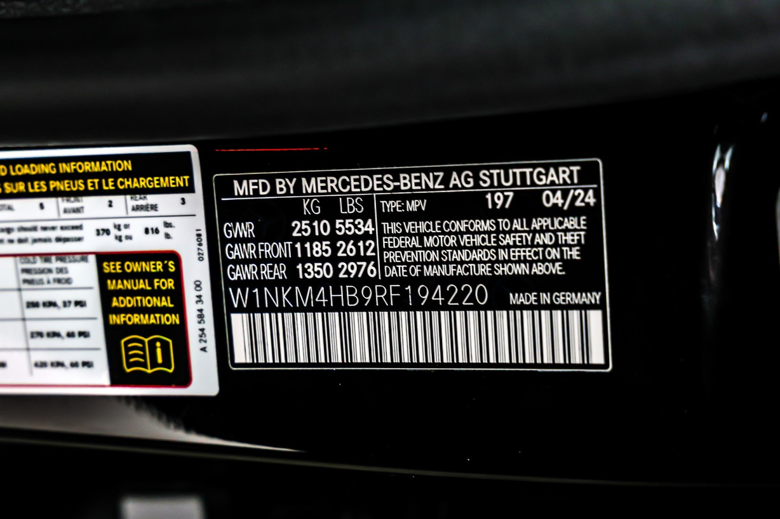 Used 2024 Obsidian Black Metallic Mercedes-Benz GLC 300 4MATIC® SUV image 25