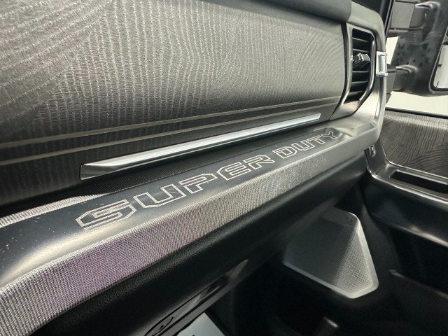 2023 Ford Super Duty F-250 SRW Platinum in , 