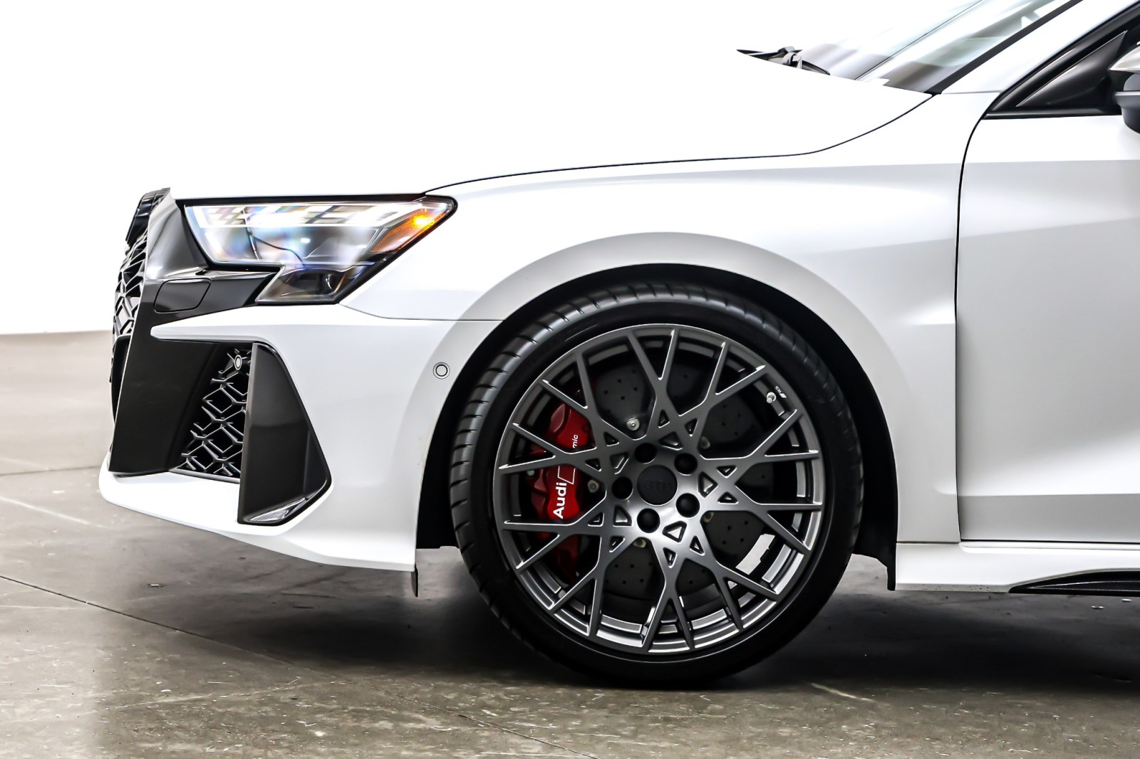 New 2026 Arkona White Audi quattro image 10