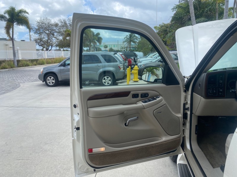 2002 Cadillac Escalade LOW  MILES 67,881 1 OWNER in , 