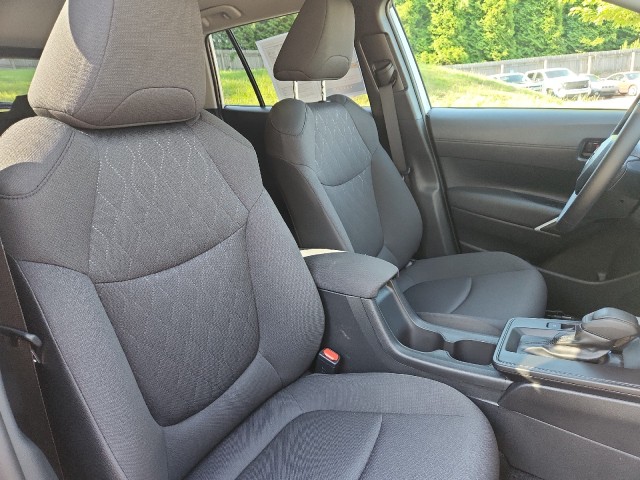 ToyotaCorolla Cross44
