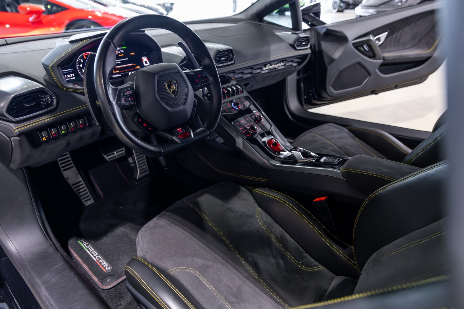 Used Car 2015 Lamborghini Huracan  For Sale Under $220,000 In Boerne, Texas