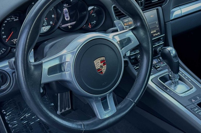 2015 Porsche 911 Carrera S 12