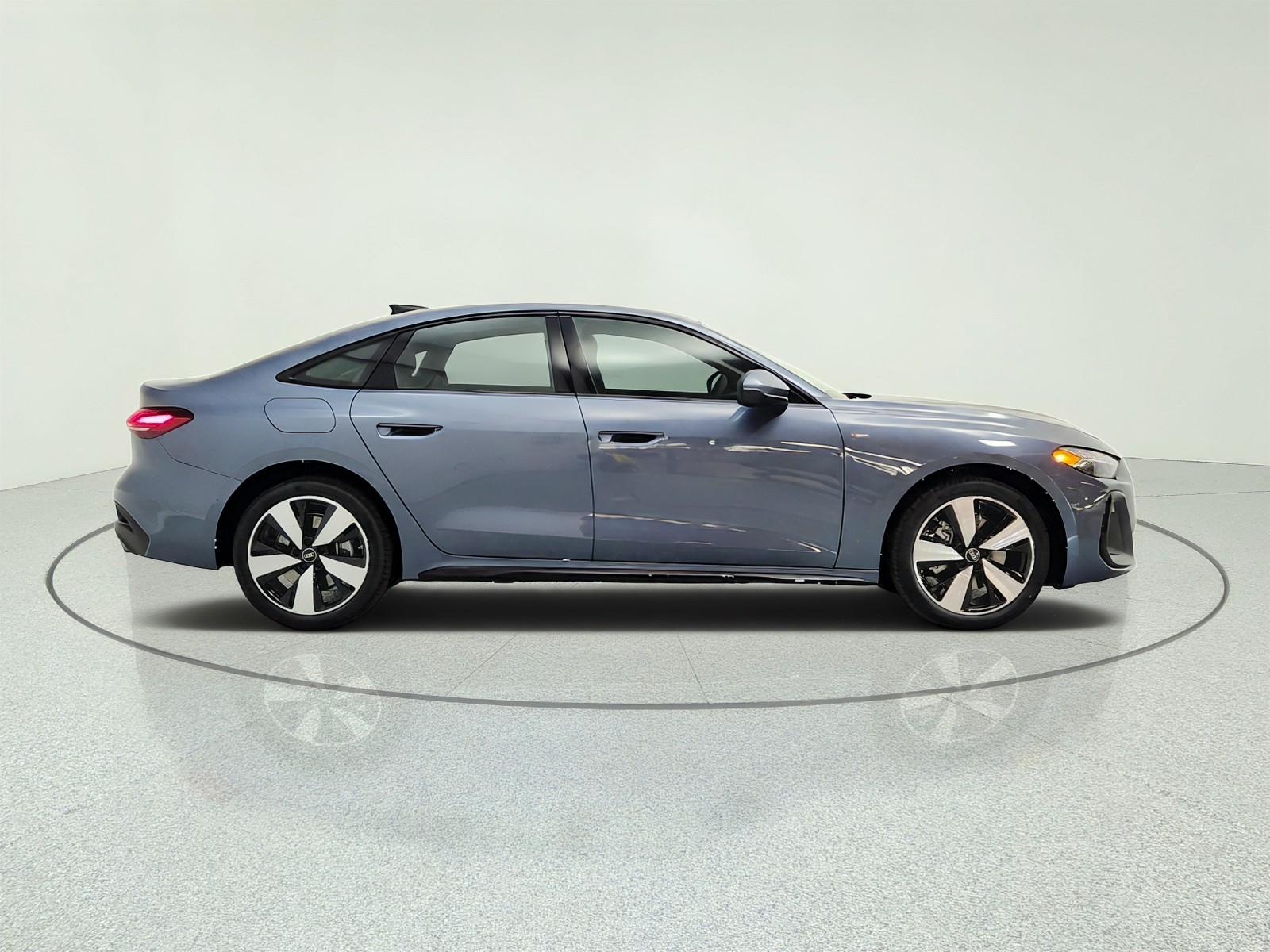 New 2026 Horizon Blue Metallic Audi Premium Plus 2.0 TFSI quattro image 4