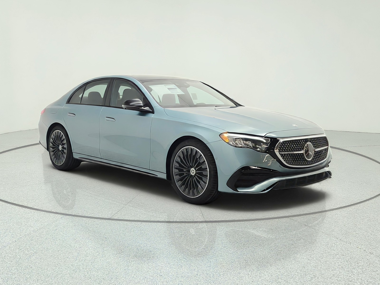 New 2027 Verde Silver Metallic Mercedes-Benz E 350 RWD Sedan image 3