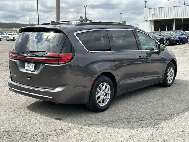 2022 Chrysler Pacifica Touring L 3