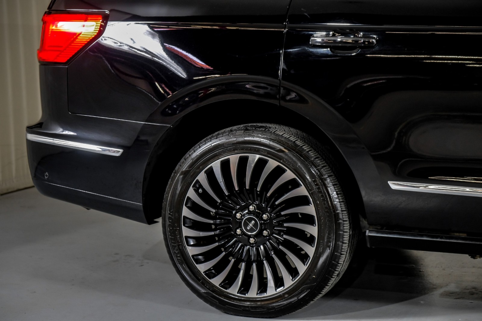 2020 Lincoln Navigator Black Label 6