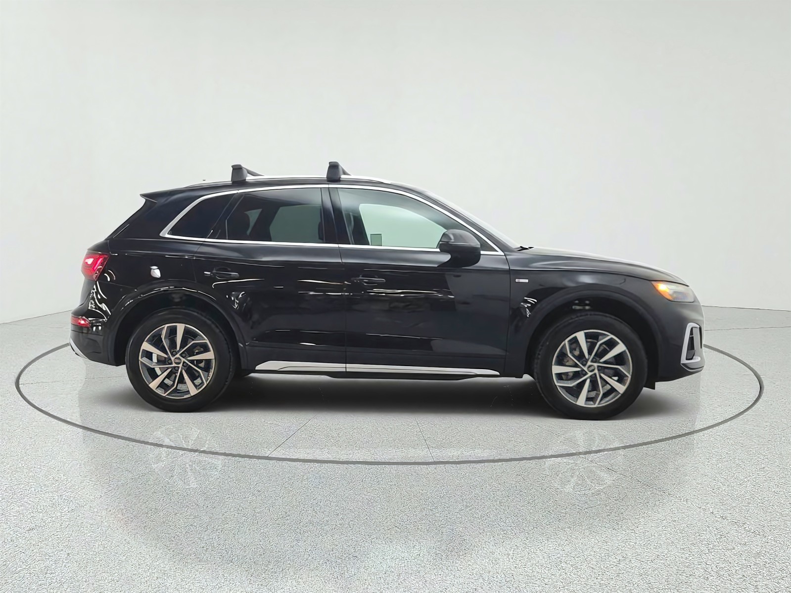 Used 2023 Mythos Black Metallic Audi S line Premium image 4