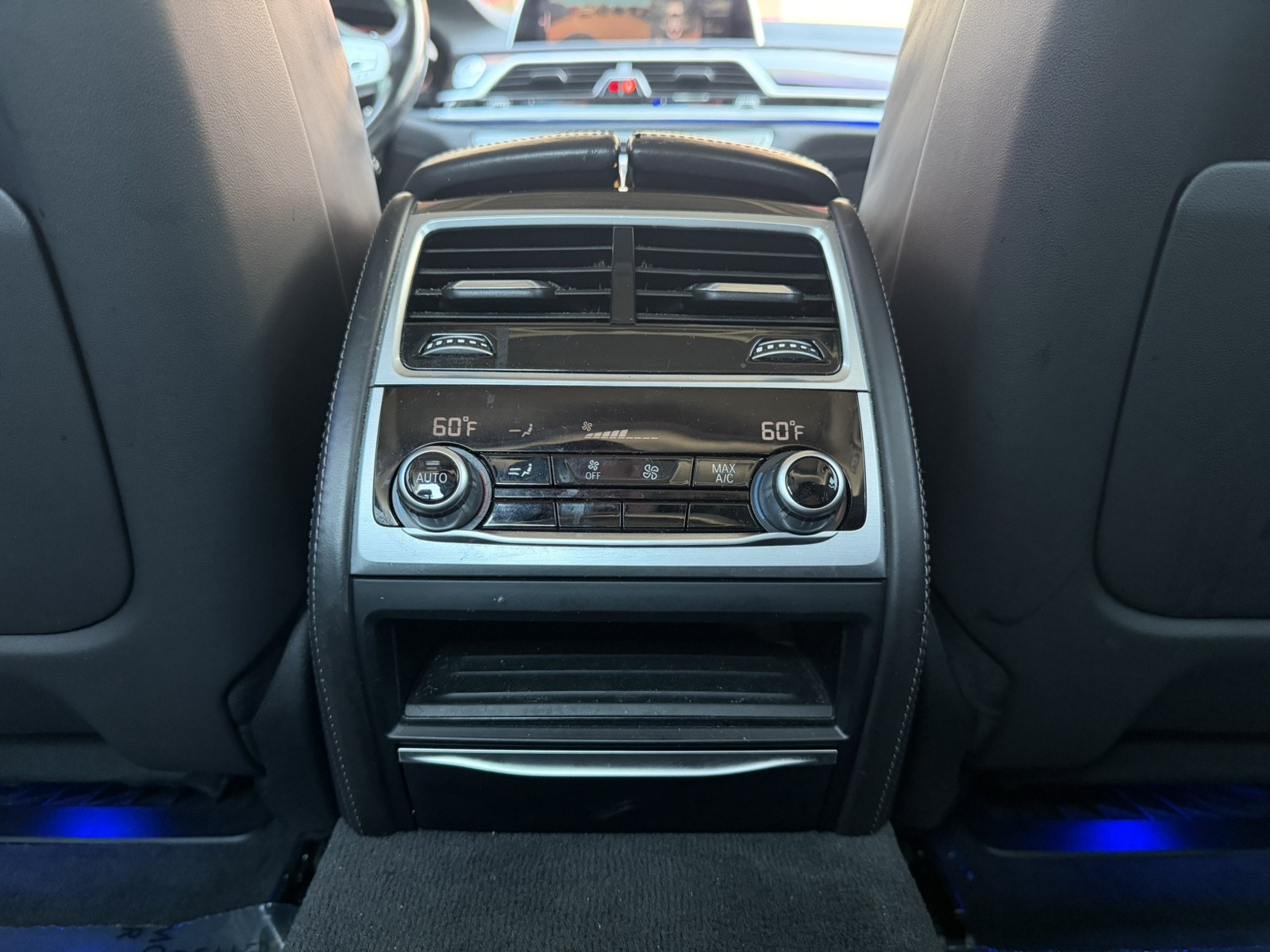 2020 BMW 740i - $21,677