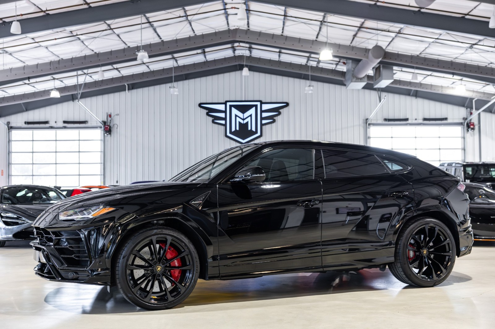 2022 Lamborghini Urus Base