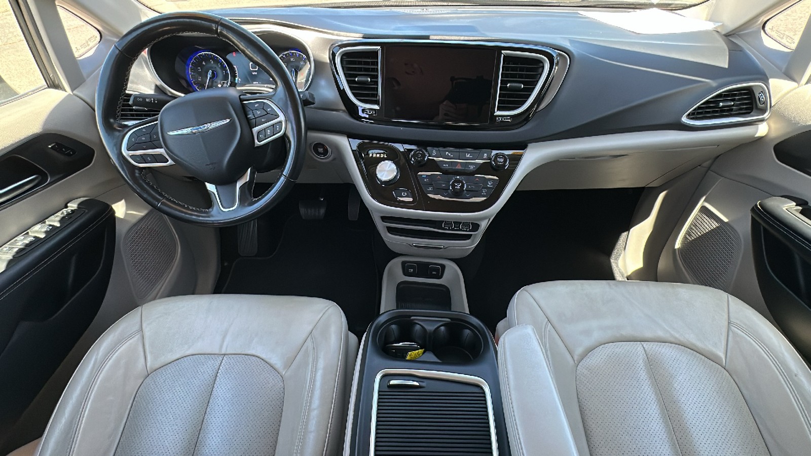 2021 Chrysler Pacifica Touring L 16