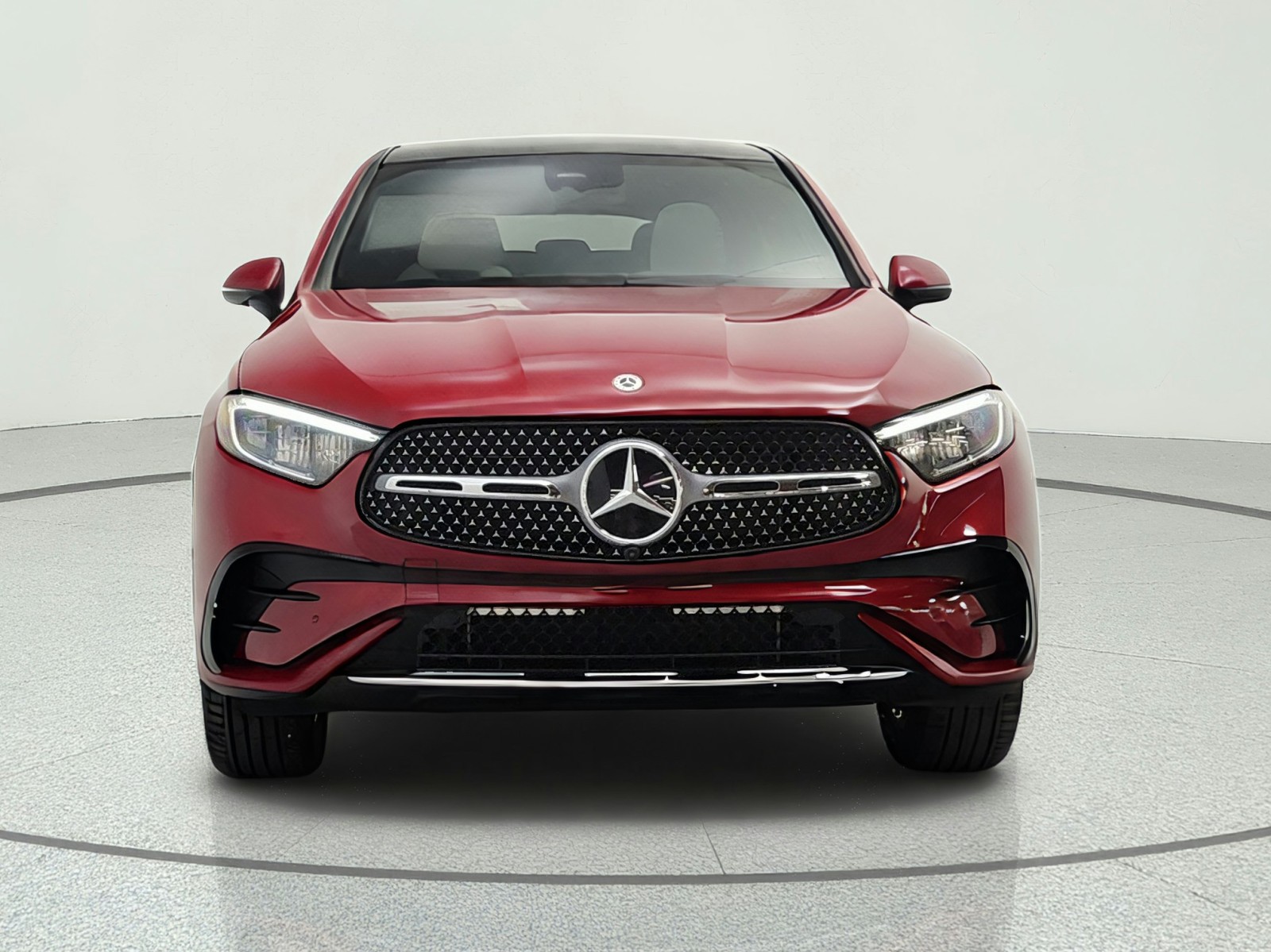 New 2026 MANUFAKTUR Patagonia Red Metallic Mercedes-Benz GLC 300 4MATIC® Coupe image 2