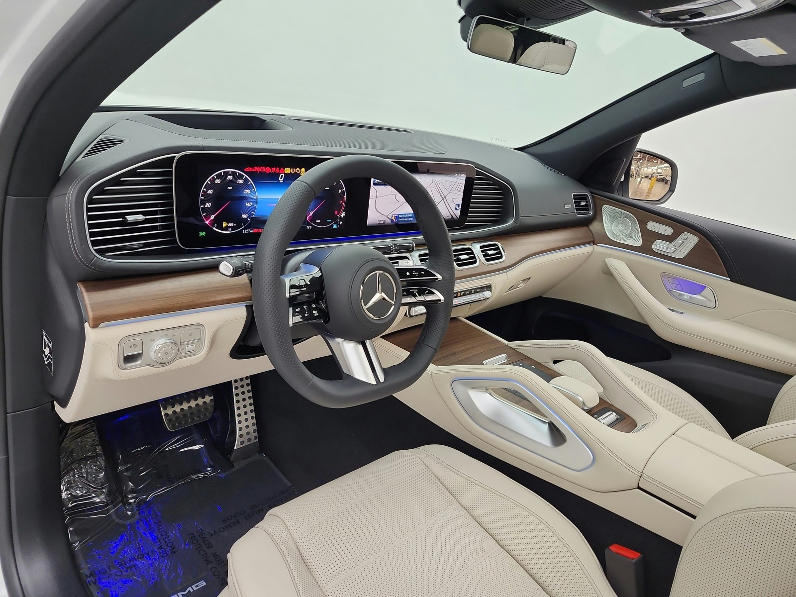 New 2026 Polar White Mercedes-Benz GLS 580 4MATIC® SUV image 9