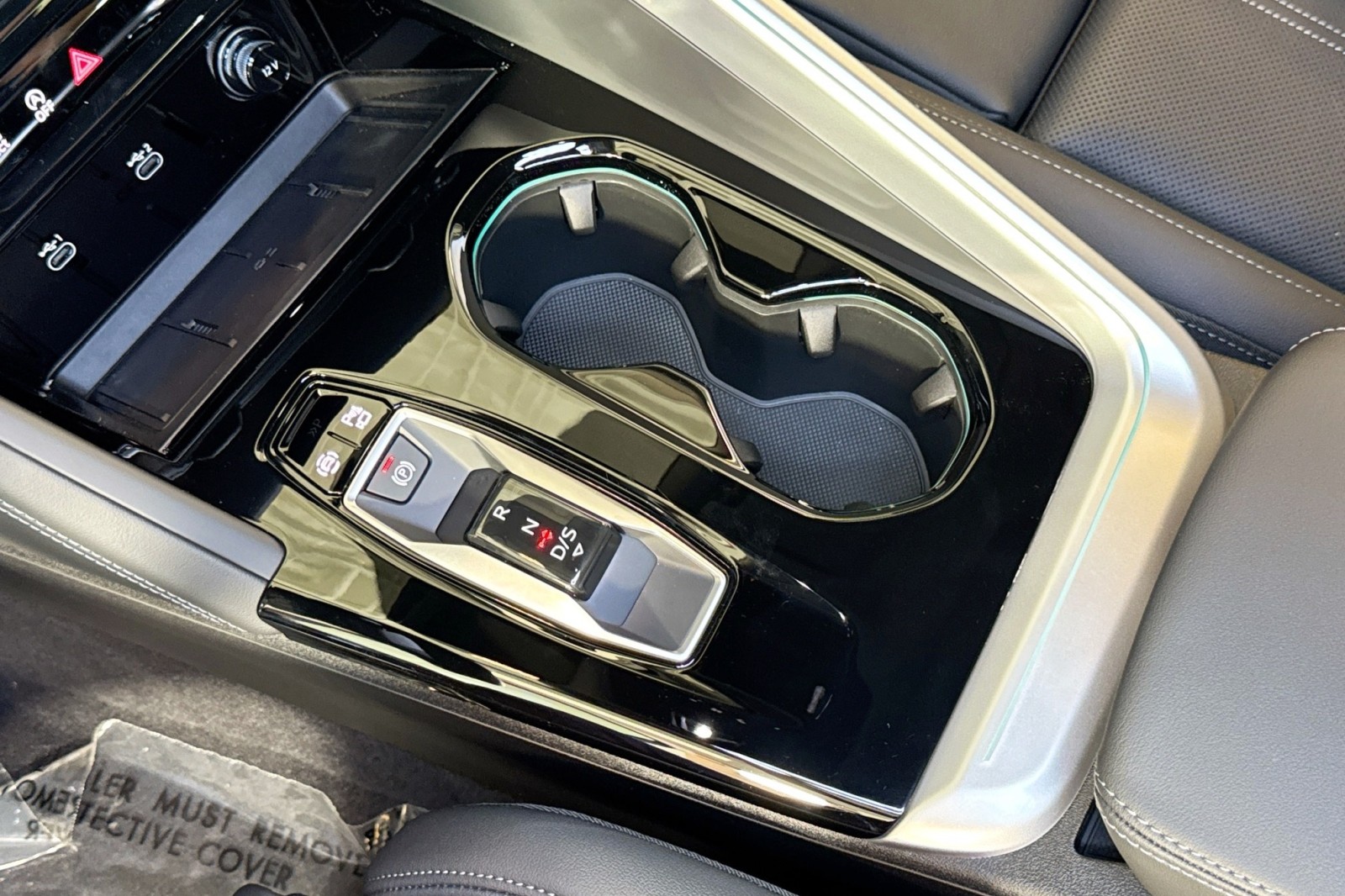 New 2025 Glacier White Metallic Audi Premium Plus 2.0 TFSI quattro image 17