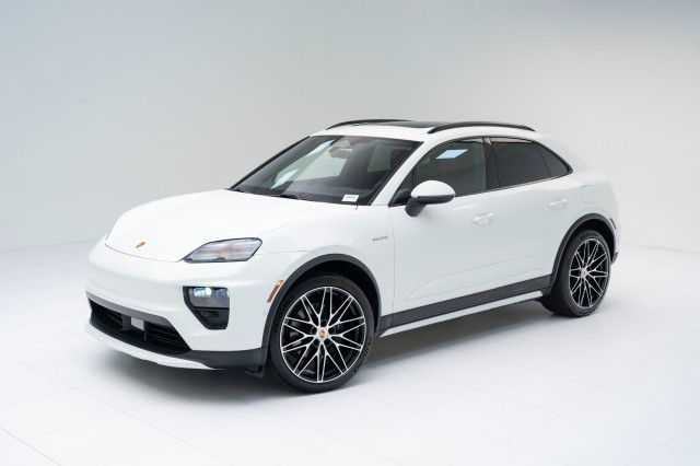 2025  Macan Electric in , 