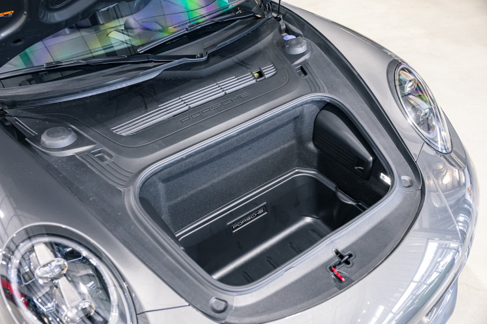 Used Car 2019 Porsche 911  Carrera S - Sport Chrono Package - Sport Exhaust - Bose Surround Sound For Sale Under $130,000 In Boerne, Texas