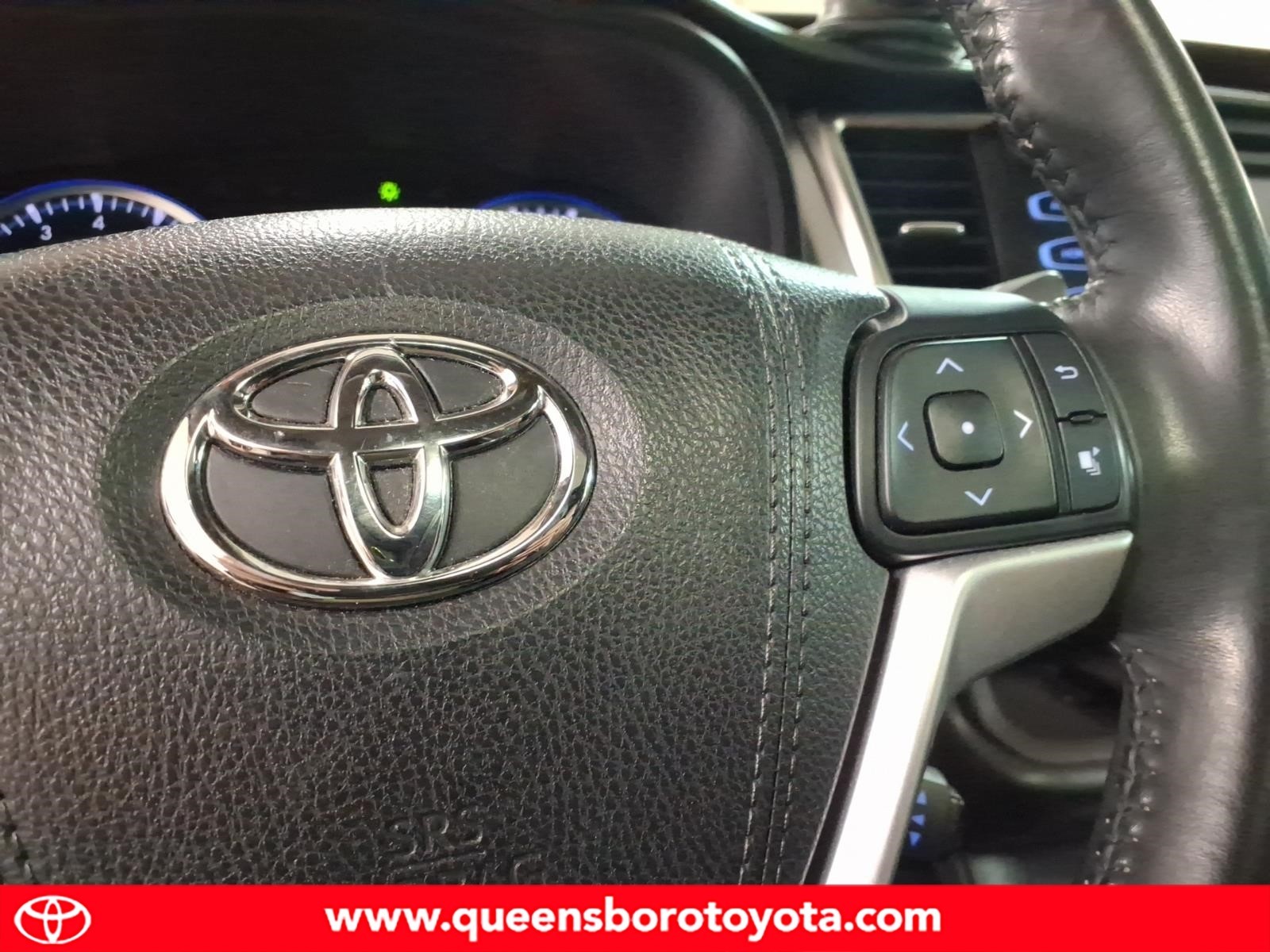 Used 2016 Toyota Highlander SUV