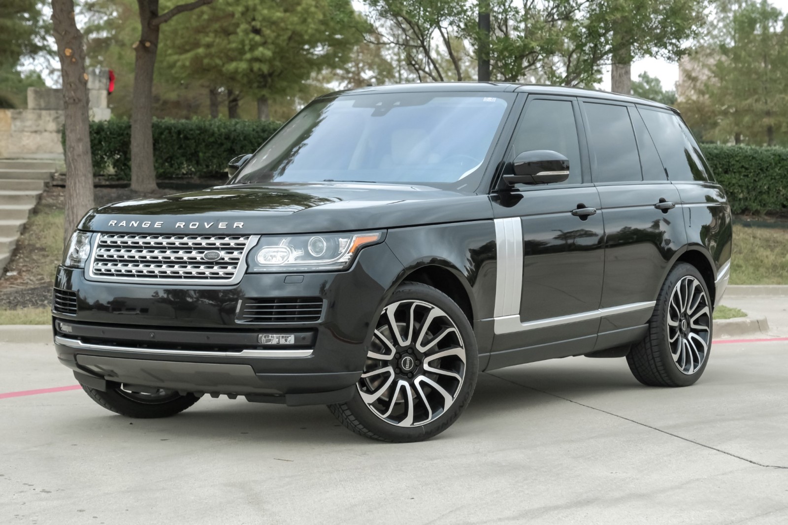 2017 Land Rover Range Rover V8 Supercharged AutobiographyWheelPkg 69