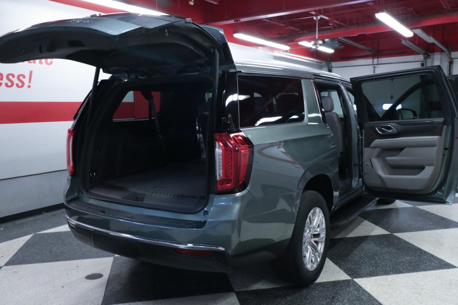 Used Car 2023 Gmc Yukon Xl  Slt For Sale In Austin, Texas