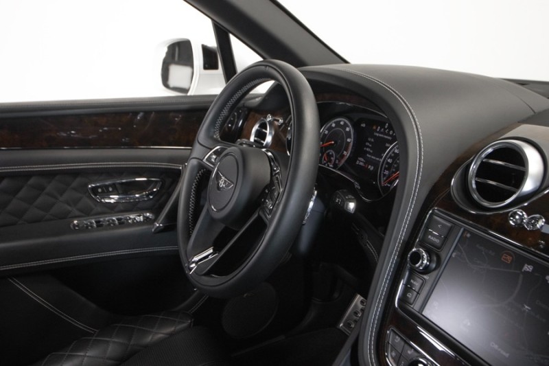 2017 Bentley Bentayga Bentayga W12 ($258,115 MSRP) *ONLY 14,000 MILES* *1-OWNER* in , 