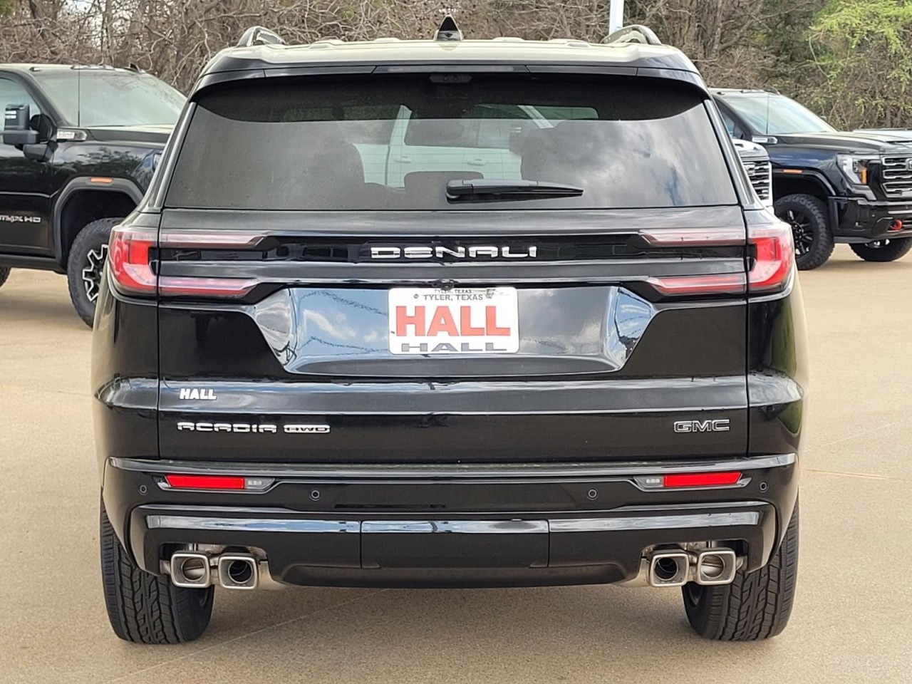 View vehicle photo 4