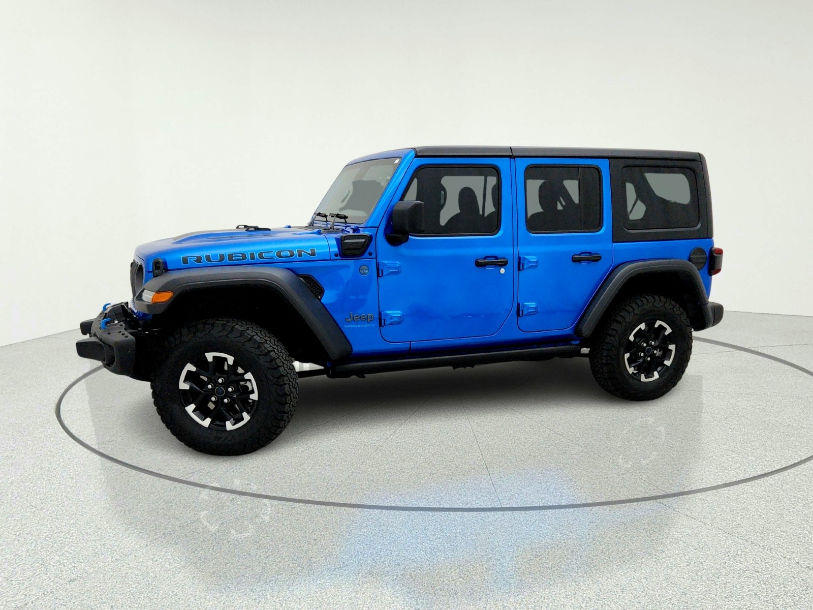 Used 2024 Hydro Blue Pearlcoat Jeep Rubicon image 15