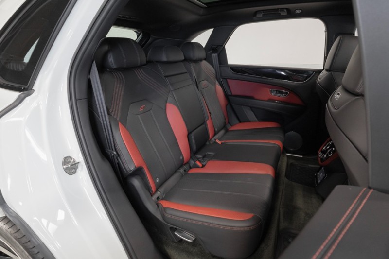 2022 Bentley Bentayga Bentayga S ($242,125 MSRP) *ONLY 13,000 MILES* *FULL PPF* in , 