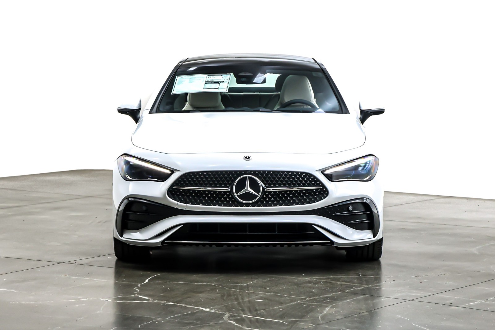 New 2026 MANUFAKTUR Moonlight White Metallic Mercedes-Benz CLE 300 image 2