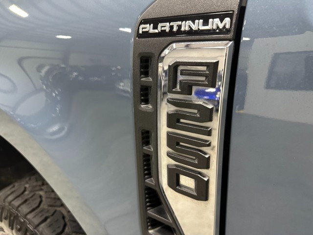 2023 Ford Super Duty F-250 SRW Platinum in , 