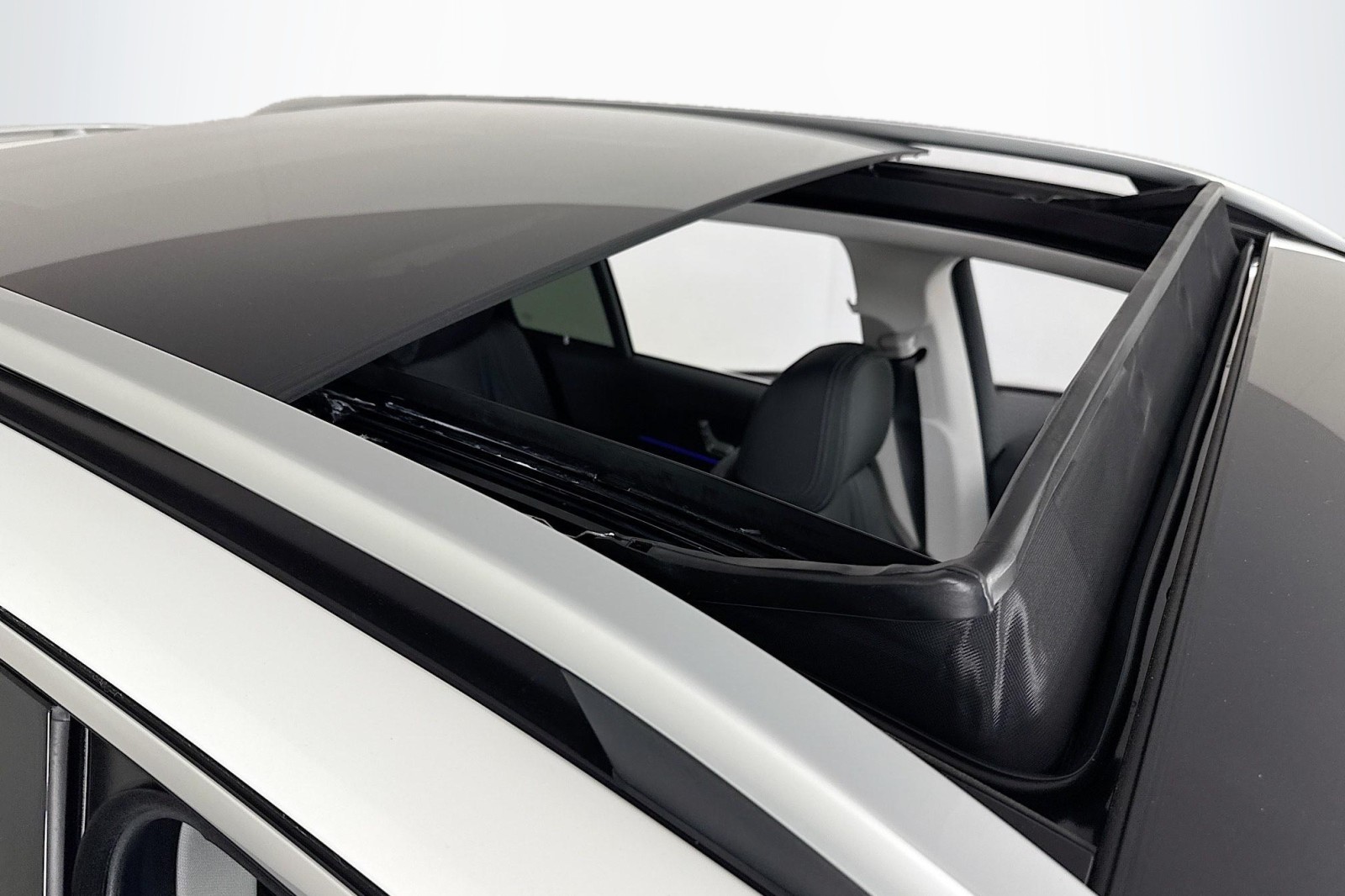 New 2026 Polar White Mercedes-Benz GLE 350 SUV image 22