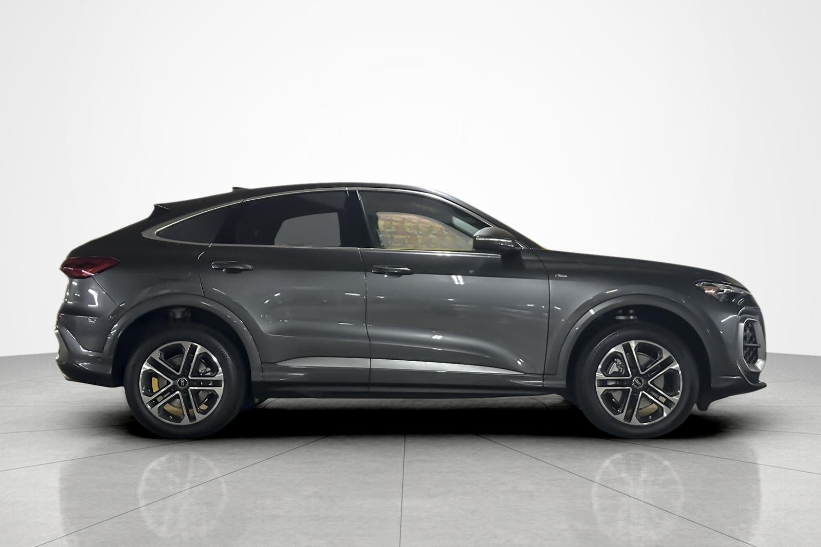New 2026 Daytona Gray Pearl Effect Audi Premium 2.0 TFSI quattro image 7
