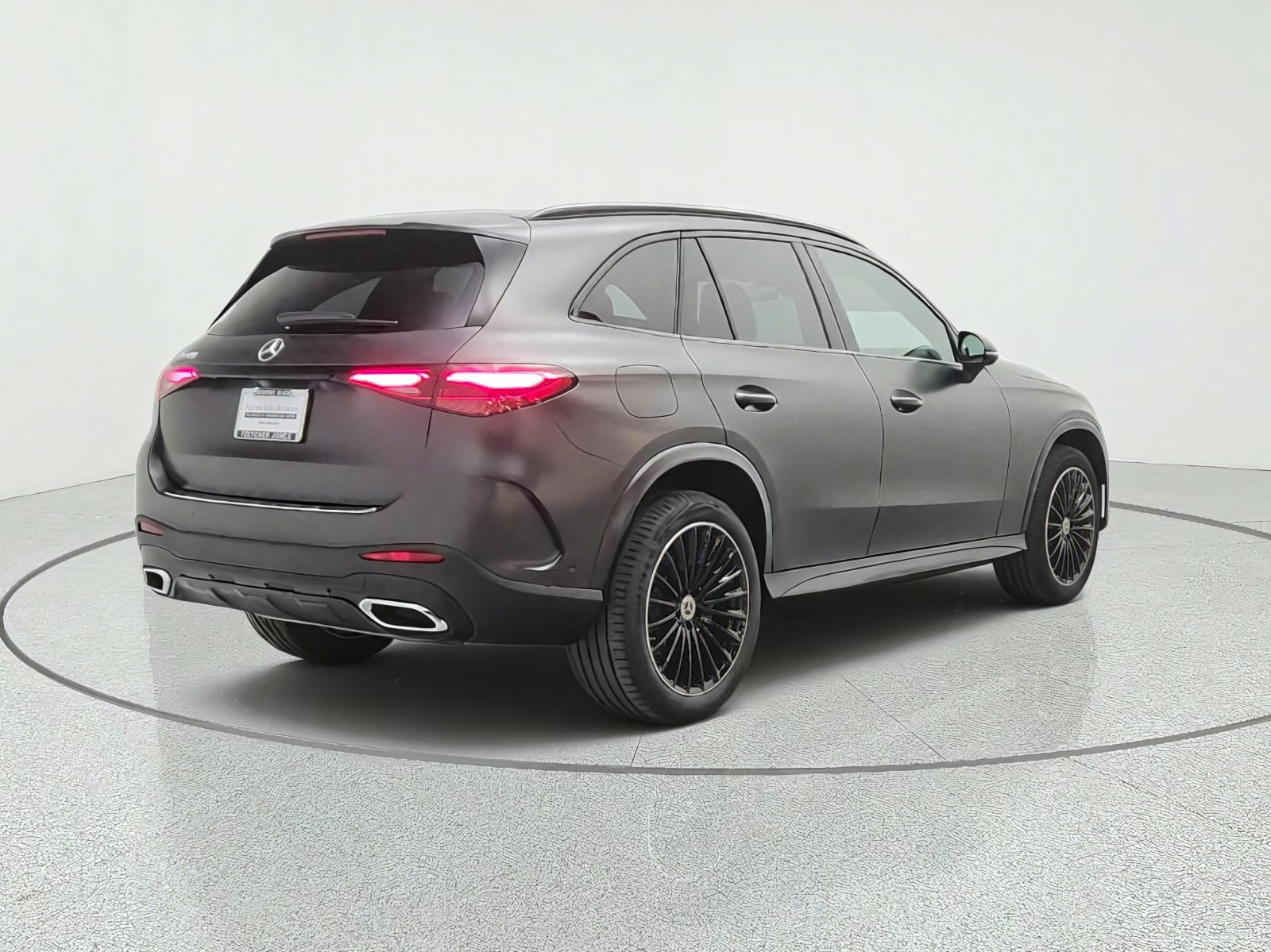 New 2027 MANUFAKTUR Graphite Grey Magno Mercedes-Benz GLC 300 SUV image 5