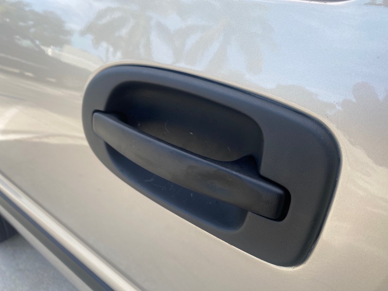 2007 Chevrolet Uplander LS LOW MILES 46,982 VAN in , 