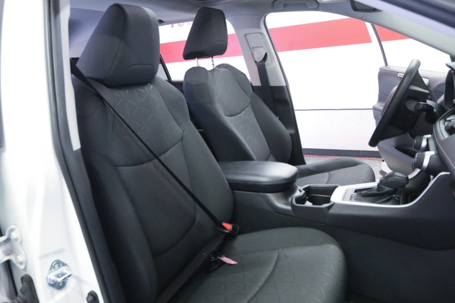 Used Car 2021 Toyota Rav4  Xle For Sale Under $25,000 In Austin, Texas