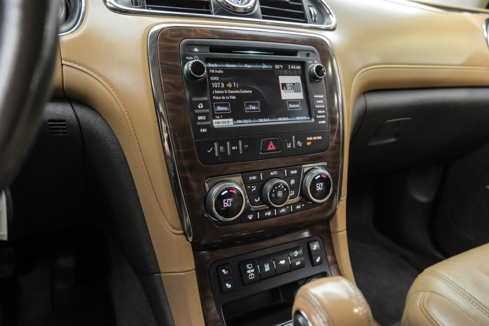 2014 Buick Enclave Leather 26