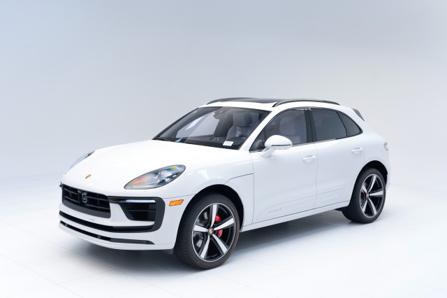 2024  Macan S in , 