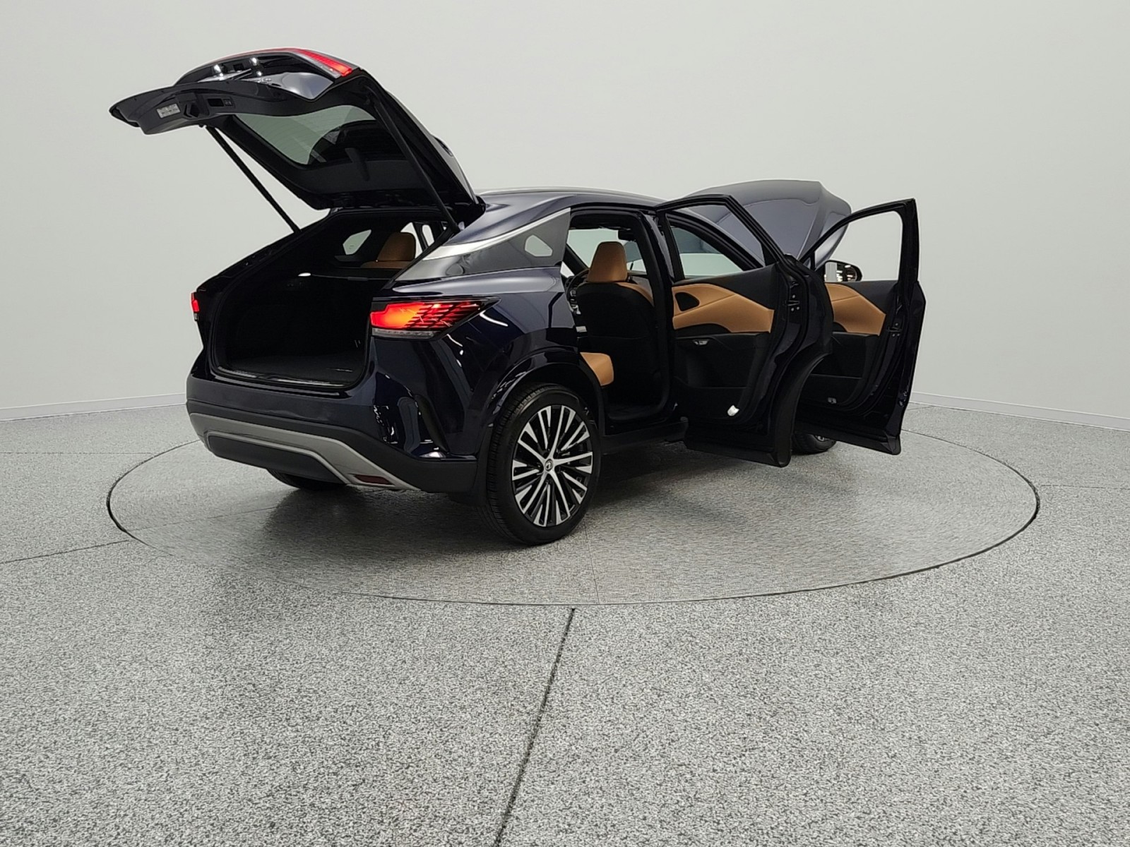 Used 2024 Nightfall Mica Lexus RX 350h Premium Plus image 3