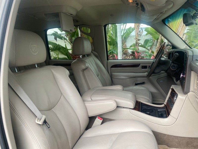 2003 Cadillac Escalade ESV SUV PEARL WHITE 4WD/AWD in , 