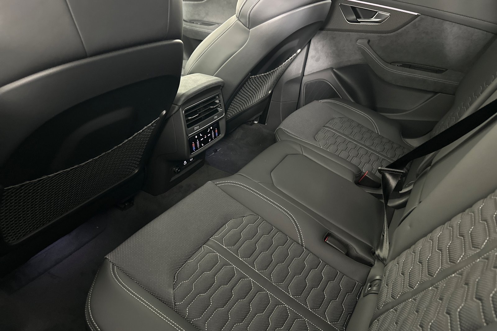 New 2026 Glacier White Metallic Audi performance quattro image 11